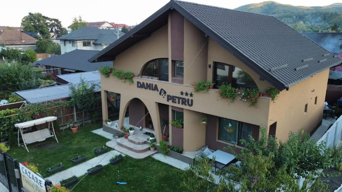 Dania&Petru Residence Târgu Ocna Exterior foto